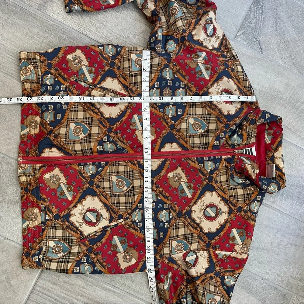 Womens 100% Silk Vintage Abstract Shield and Chains Jacket Windbreaker Medium